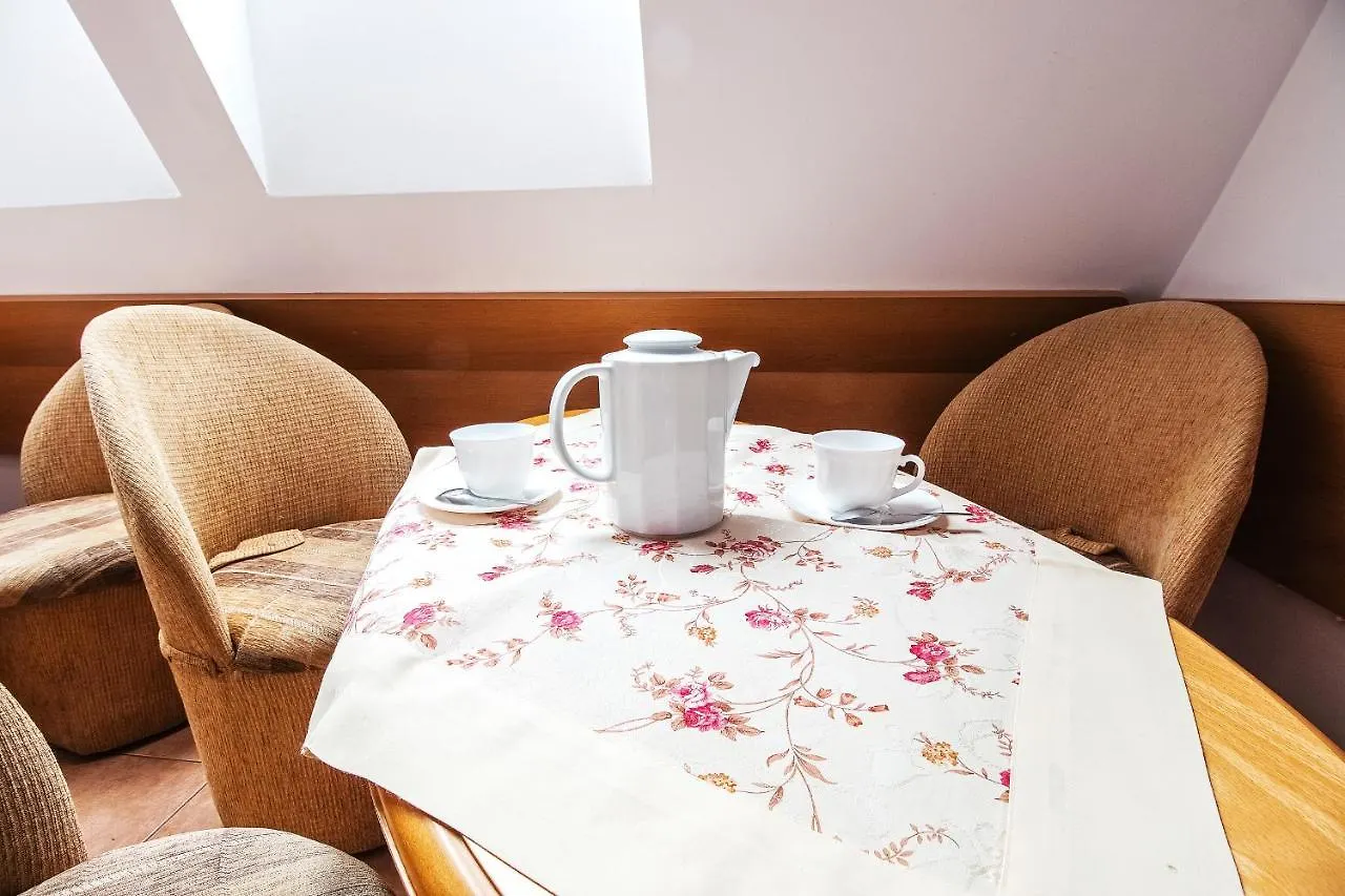 Chata Pod Jemiola Zakopane Bed & Breakfast